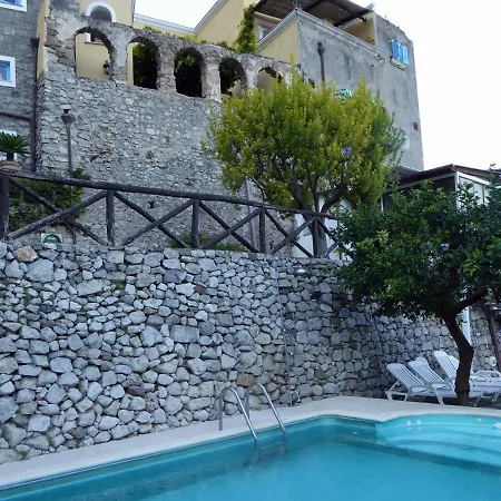 아파트 Sleeps 4 Pool Wifi T639314 *